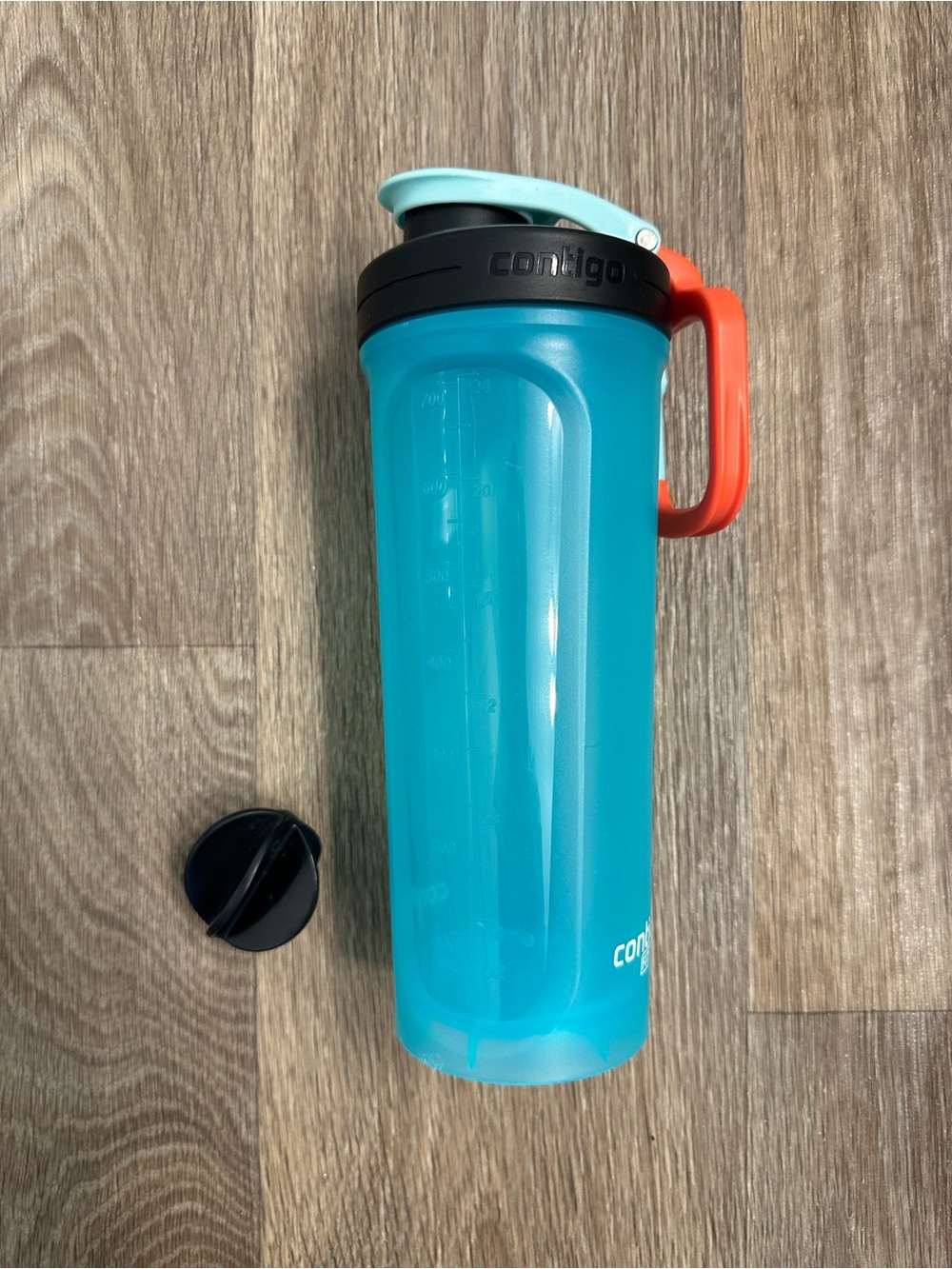Contigo Fit 2.0 Shake & Go Mixer Bottle 28 oz Shaker With Carabiner Handle